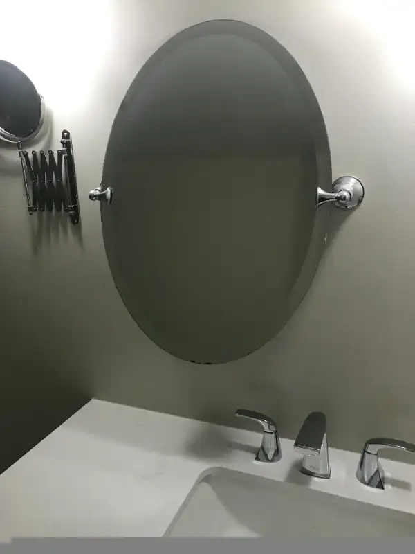 Moen Vanity mirror 19-inch W x 26-inch H, in Cabinets & Countertops in Gatineau - Image 7