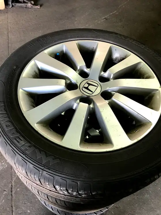 Honda Civic SIR Rims + P205/55/16 all season tires in Other Parts & Accessories in Markham / York Region - Image 7