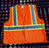 Men's Safety Vest and Pouch 
