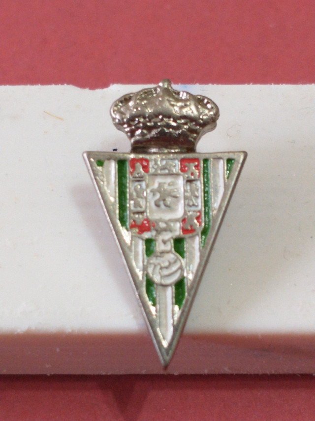 Spanish League Cordoba FC lapel pin in Arts & Collectibles in City of Toronto
