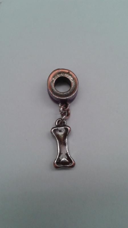 FIVE "DOG " CHARMS in Jewellery & Watches in Kitchener / Waterloo - Image 3
