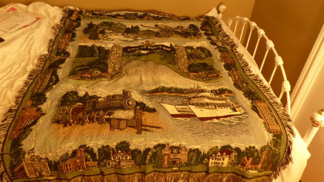 North Bay Vintage throw blanket in Arts & Collectibles in Timmins