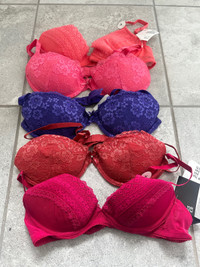 BNWT H&M Push Up Lace Bras - 34A