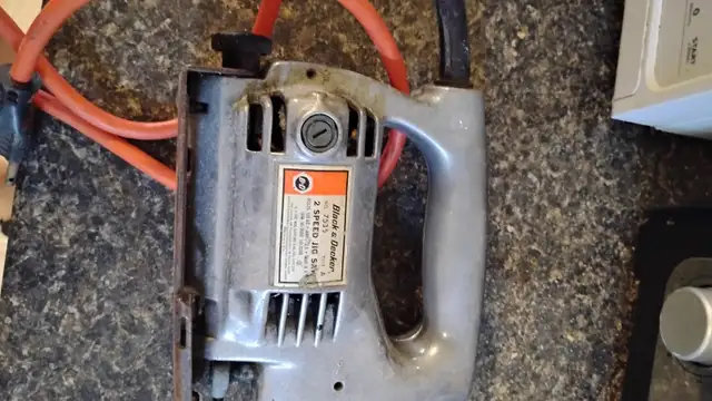 Black and Decker jigsaw554751490555258881