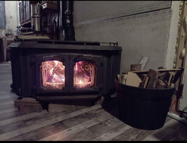 Reefer trailer converted into spacious tiny home in Cargo & Utility Trailers in Sudbury - Image 4