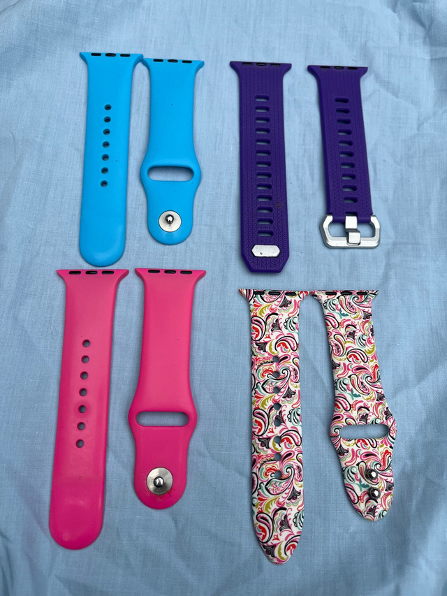 Apple Watch bands in Jewellery & Watches in Calgary