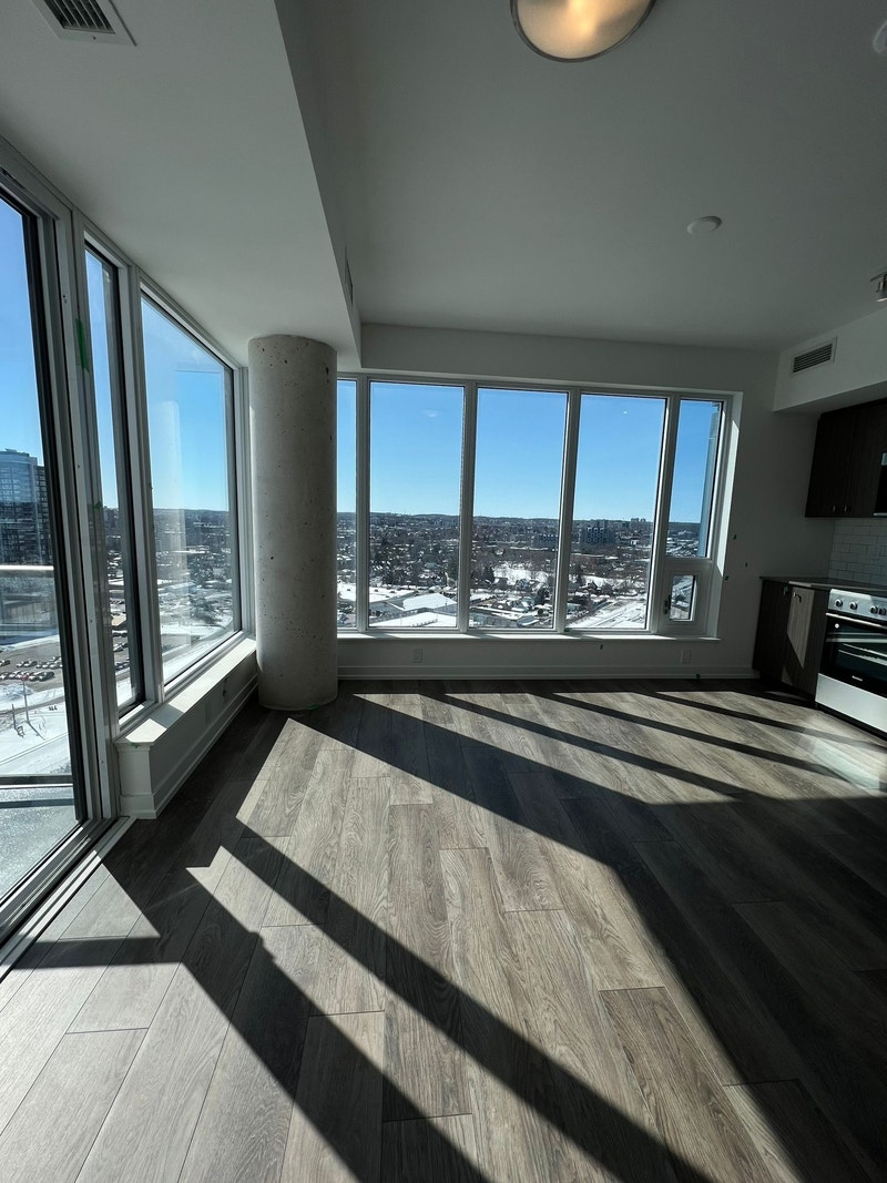 Corner 1 Bedroom Kitchener Long Term Rentals Kitchener / Waterloo