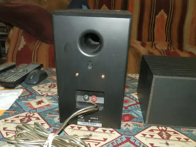 PSB Alpha B Black Bookshelf Speakers - 90W - 2-Way NEW! in Speakers in Dartmouth - Image 6