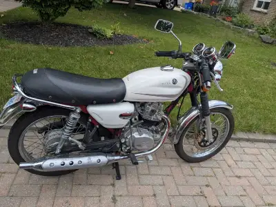 This 2016 SYM Wolf Classic 150 is in solid condition and well maintained.. Wether you are a beginner...