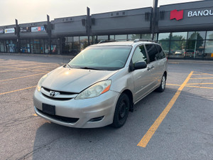 2009 Toyota Sienna CE