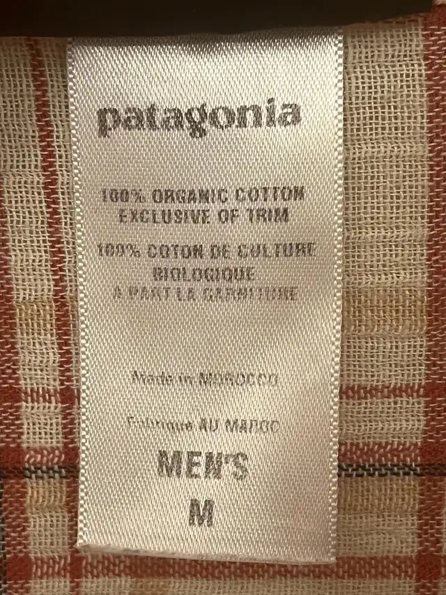 Patagonia Men's Cotton Shirt Medium Cream Black Red Check SS in Men's in Calgary - Image 5