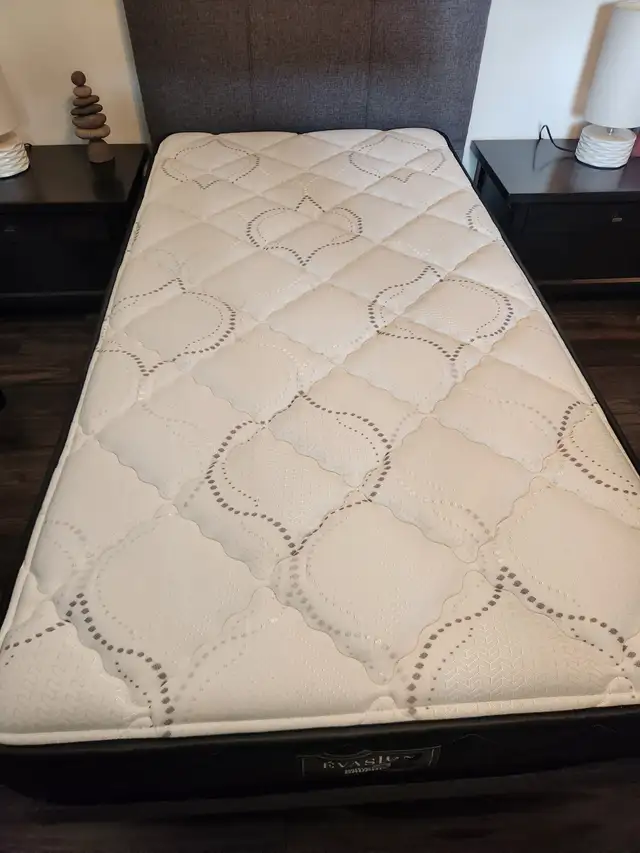 Base de lit simple très grande qualité in Beds & Mattresses in Québec City - Image 6