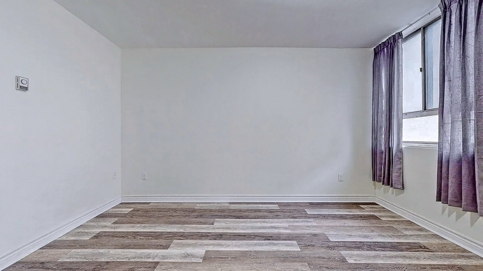 2 bedroom condo unit for rent in East York 2