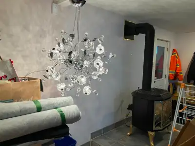 LUSTRE EN CRYSTAL,,,,,UNIQUE,,,,,,, View more