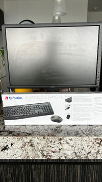 Dell Monitor and Brand New Wireless Keyboard/Mouse combo