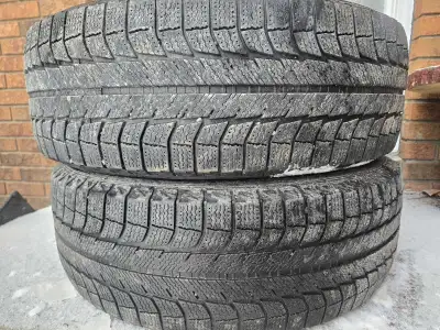 Pair of MICHELIN WINTER. Size 235 65 R18. IN GOOD CONDITION. ASKING $70. PICKUP IN ORLEANS