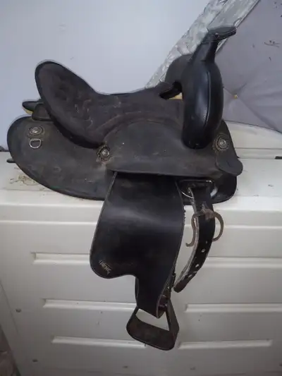 12 inch Wintec western kids saddle, View more