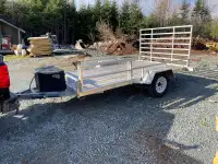 Aluminum utility trailer 
