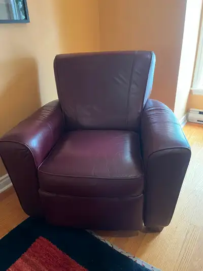 2 Recliner chairs, View more