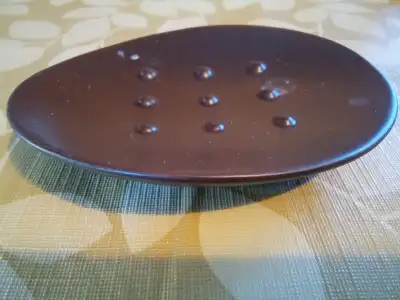 Soap dish (brown) very good condition, asking $5