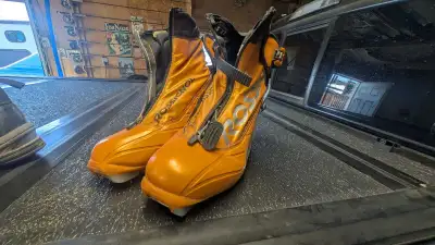 skate ski boot crosscountry nordic rossignal, View more