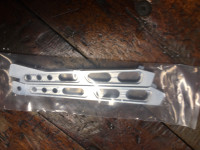 I’m selling a brand new set of aluminum chassis braces for Arrma