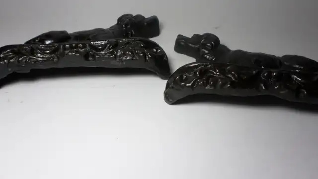 Cast Iron Dogs - Irish Setter Labs  Bookends VIEW OTHER ADS in Arts & Collectibles in Kitchener / Waterloo - Image 10