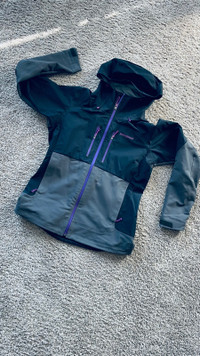 Patagonia women’s mixed guide hoody 