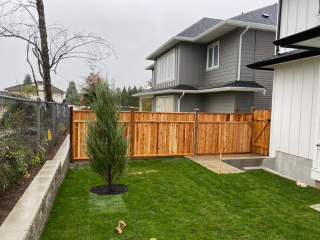 All types of Fencing in Fence, Deck, Railing & Siding in Calgary - Image 2