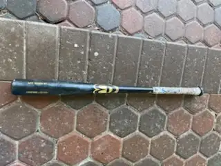 Wood bat Cooperstown Bat Company 31" - $20 in Baseball & Softball in Oshawa / Durham Region - Image 2