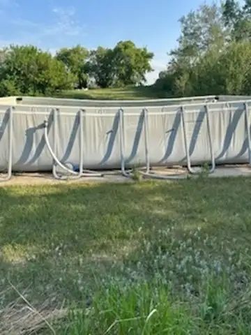 Coleman Outdoor Pool62863281116418121