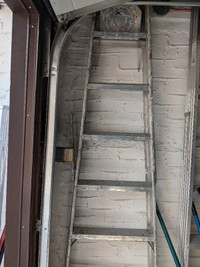 Ladder - 8 ft Aluminum