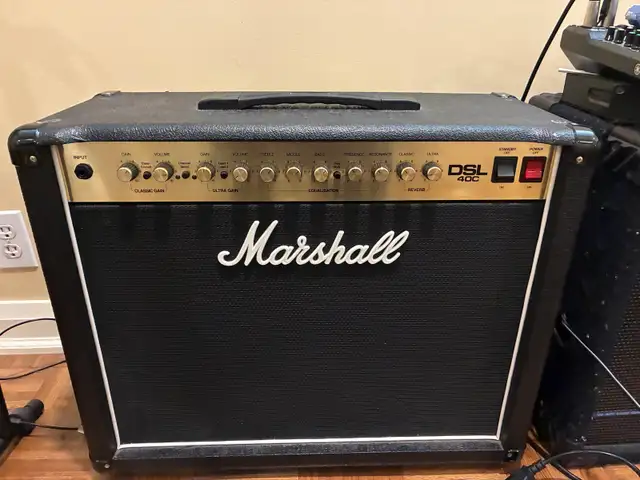 Marshall DSL40 Combo Amp in Amps & Pedals in City of Toronto - Image 2