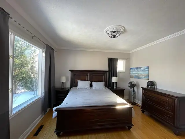 Kincardine 5 bedroom century home for rent starting Oct 01, 2025 in Long Term Rentals in Owen Sound - Image 5