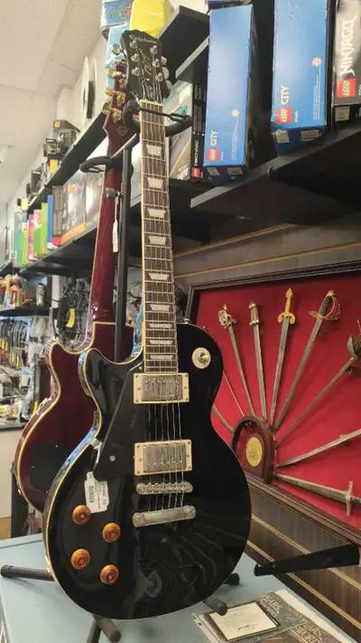 Epiphone Les Paul Standard with hard shell case, View more