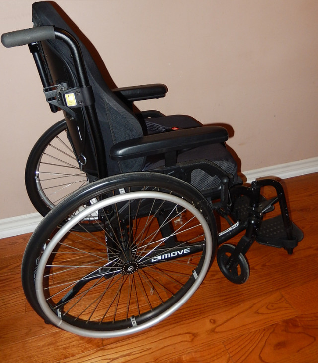 Wheelchair in Health & Special Needs in Mississauga / Peel Region - Image 2