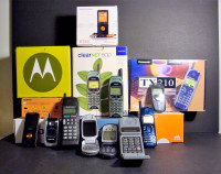 A lot of Used Phones in Good Shape with Original Box and Charger