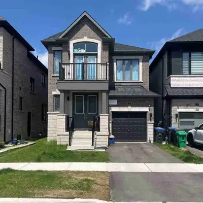 4 Beds 3 Baths