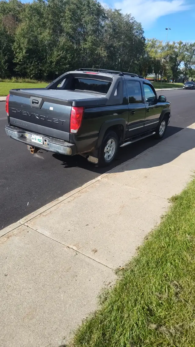 2005 Chev Avalanche597791632681216005