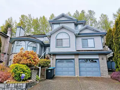 BRIGHT 2-BEDROOM SUITE ON COQUITLAM MOUNTAIN – IDEAL FOR STUDENTS & QUIET PROFESSIONALS Available: S...