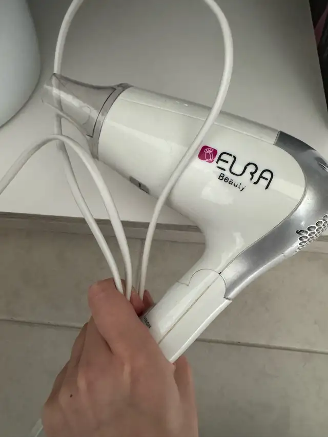 hair dryer in Other in Markham / York Region - Image 2