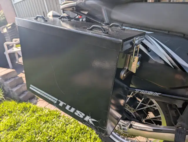 2011 Kawasaki KLR650, many extras in Touring in Ottawa - Image 7