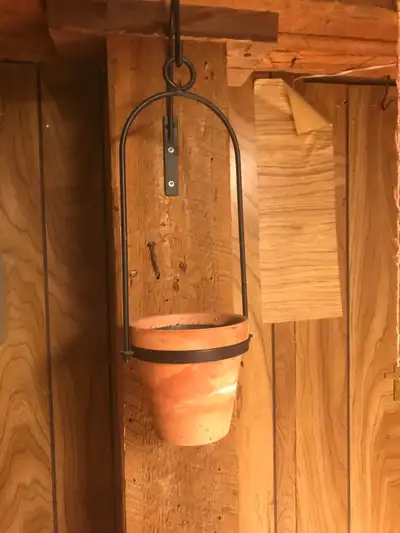 Wall Hanging Planter & Terra Cotta Pot - Jardinière Murale & Pot, View more