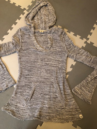 Roxy Women’s hoody sweater size medium 