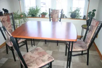 Dining Set With 4 Chairs and Leaf, View more