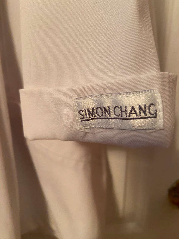 Simon Chang uniform dans Femmes - Autre  à Ville de Montréal - Image 3