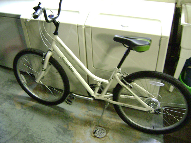 Women's Cruiser Comuter MTB bike in Cruiser, Commuter & Hybrid in St. Catharines