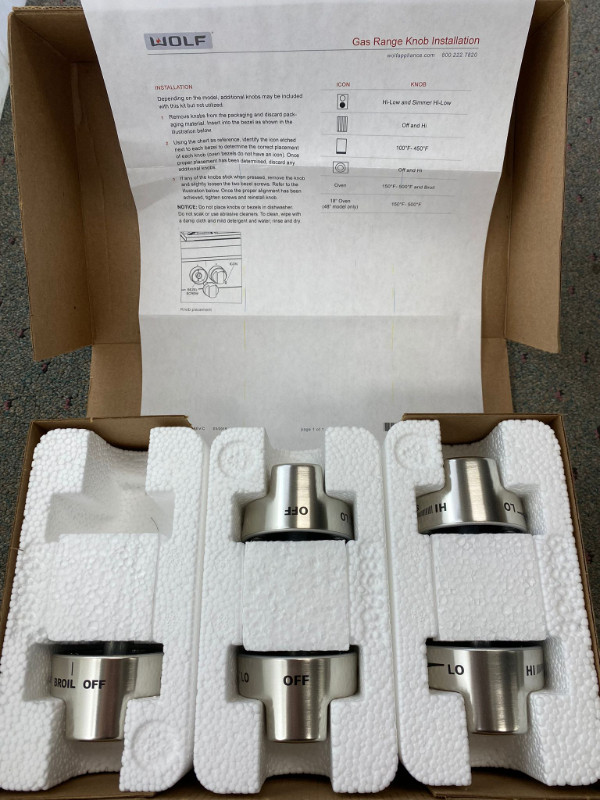 Wolf Stove 822193 Silver Knobs - In Original Box in Stoves, Ovens & Ranges in Markham / York Region
