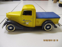 Solido 1936 Ford V8 Michelin Pick Up Truck DieCastMade in France
