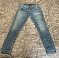 Women’s Lightly worn jeans